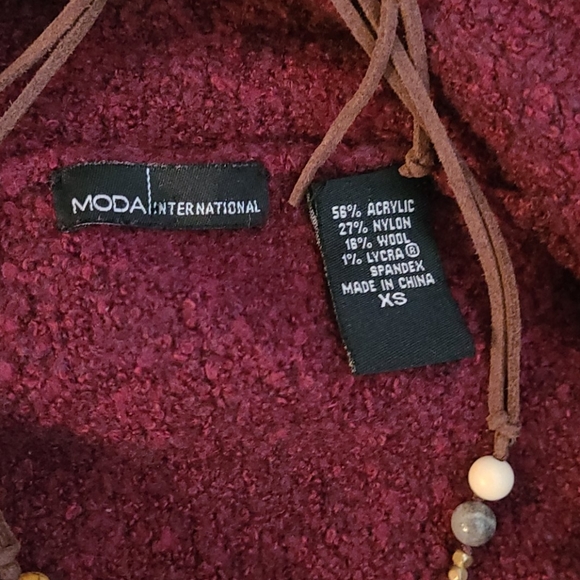 MAROON SIZE SM LONG SLEEVES SWEATER BRAND MODA - Picture 8 of 16